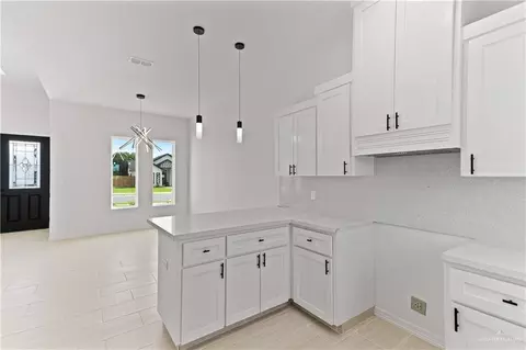 Kitchen - 1925 Trinity St, Donna, TX 78537 photo 3 of 3
