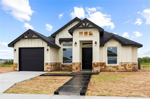 7 John St, Rio Grande City, TX 78582