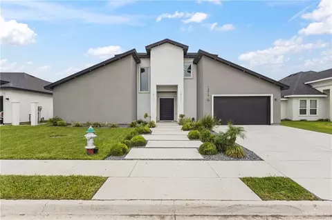 13819 N 34th Ln N, Mcallen, TX 78504