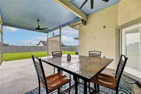 Exterior - 906 Bette St, Pharr, TX 78577 photo 5 of 7