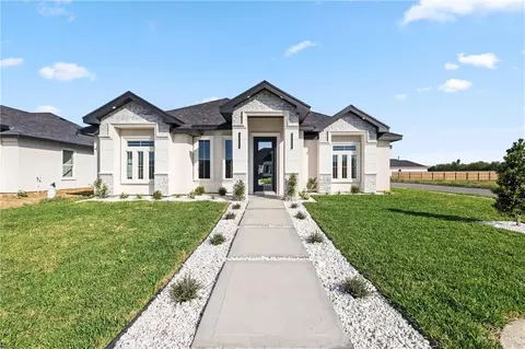 910 E 39th St, San Juan, TX 78589