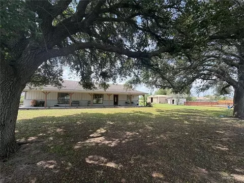 26086 Rabb Rd, La Feria, TX 78559