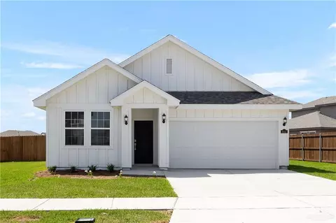 318 San Antonio Loop S, Weslaco, TX 78599