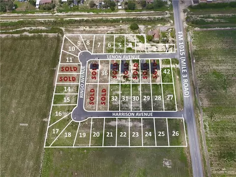 208 Lenon Ave, Edcouch, TX 78538