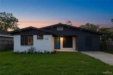 1205 N 27th St, Mcallen, TX 78501