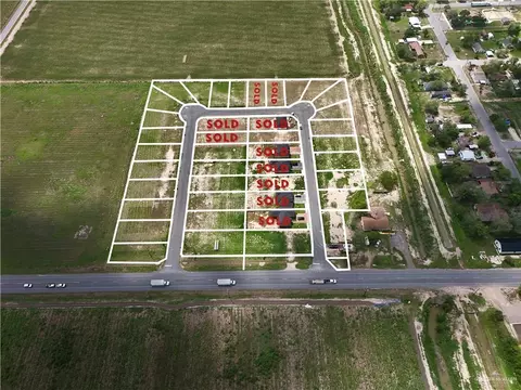 205 Harrison Ave, Edcouch, TX 78538 photo 3