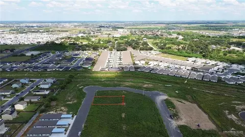 1513 Shadow Creek Dr, Weslaco, TX 78596