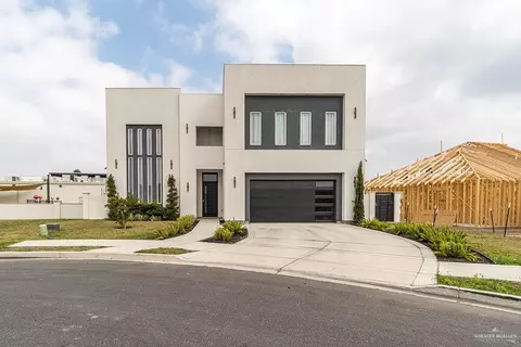 2717 E Giorgio Dr, Edinburg, TX 78542