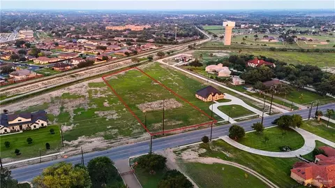 1105 S Westgate Dr, Weslaco, TX 78596