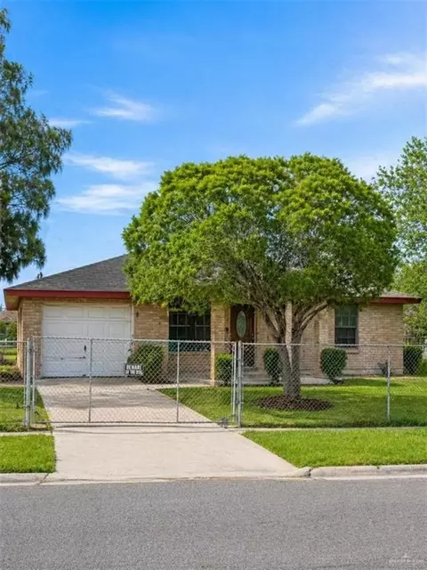 5631 Paso Real Dr, Brownsville, TX 78521