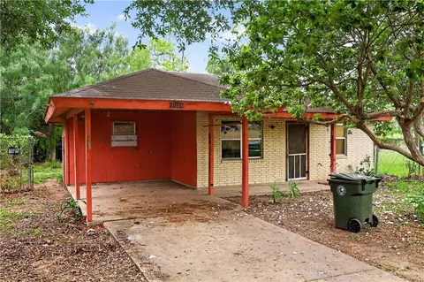 1104 S Chelo Dr, La Feria, TX 78559
