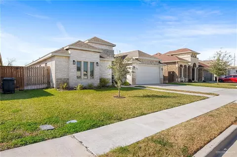 2610 E Bella Vista Ave, Alton, TX 78573