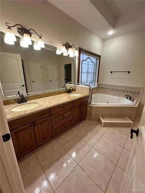 2302 Hitching Post Blvd, Harlingen, TX 78552 photo 20