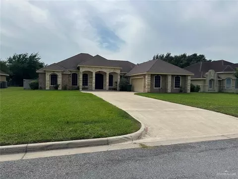 2302 Hitching Post Blvd, Harlingen, TX 78552 photo 2