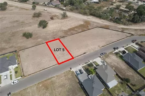 005 Dukakis Ave, Alton, TX 78574