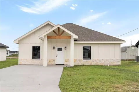 2261 Victoriano St, Weslaco, TX 78596