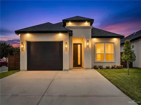615 25th St, Mission, TX 78572