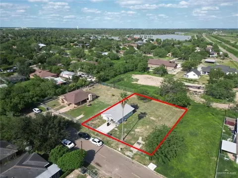 1307 Elizabeth St, La Joya, TX 78560