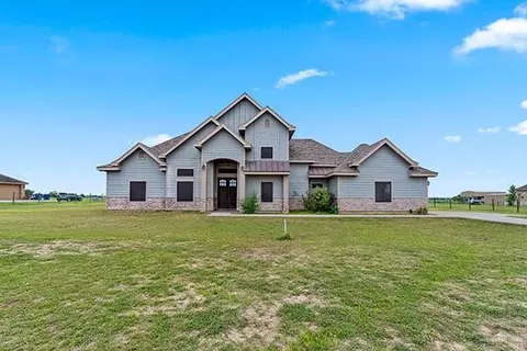 23219 Oak Knoll Dr, Edcouch, TX 78538