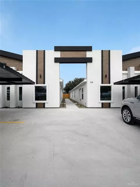 709 N Emerald Ave, Edinburg, TX 78541