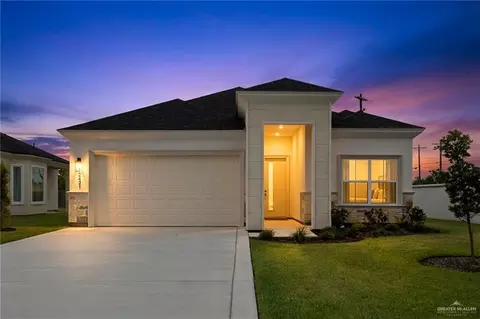 2304 Cardinal Dr, Weslaco, TX 78599