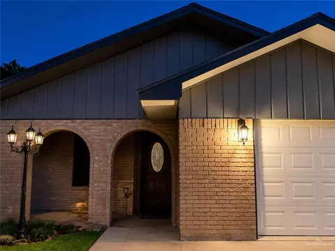 201 Becker St, Alamo, TX 78516