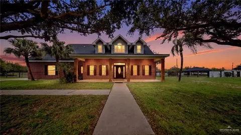 4200 Palm Grove Dr, Palmhurst, TX 78573