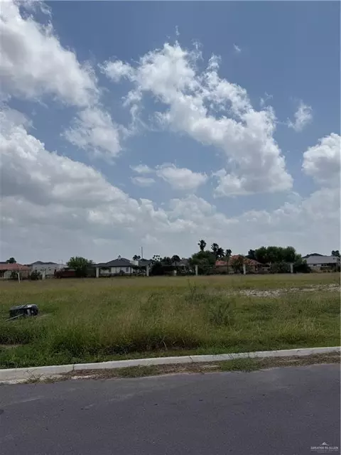 1413 Helen Dr, Weslaco, TX 78596