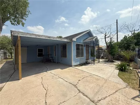 Exterior - 353 E Dicker Dr, Pharr, TX 78577 photo 3 of 4