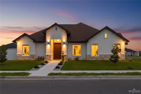 804 N Buxton Ave, Edinburg, TX 78541