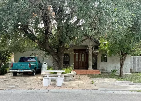 56 San Bernardo St, Rio Grande City, TX 78582