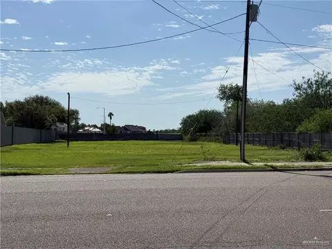 3120 S Sugar Ln S, Edinburg, TX 78539