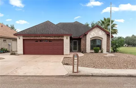 3510 Country Club Dr S, Edinburg, TX 78542