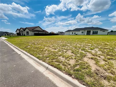 1202 Platinum St, Mission, TX 78572