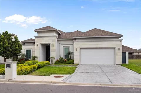 904 W Arapaho Ave, Pharr, TX 78577
