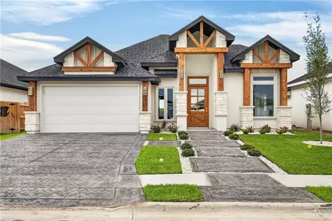 1006 Magnolia St, Mission, TX 78573