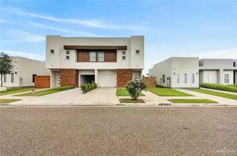1613 W B St, Mission, TX 78572