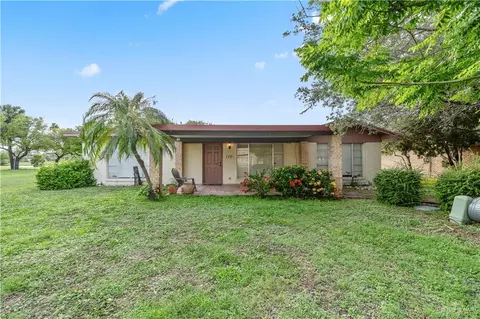 110 Country Club Rd, Brownsville, TX 78520