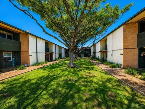 519 S 4th Ave #C8, Edinburg, TX 78539