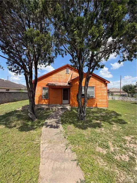 2300 S 26th St, Mcallen, TX 78503