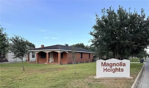 221 S Parker Rd, La Feria, TX 78559