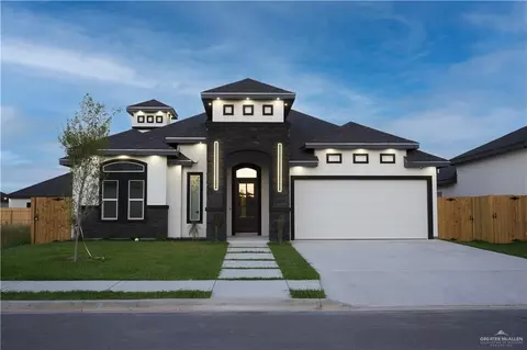 303 N 30th St, Hidalgo, TX 78557