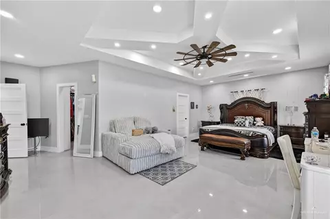 Bedroom - 463 Eldora Rd, Donna, TX 78537 photo 2 of 3