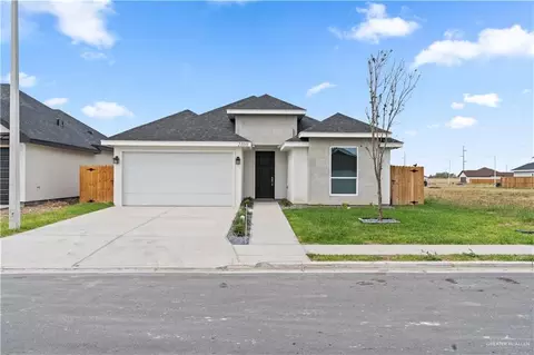 2100 Blue Sky Dr, Weslaco, TX 78599