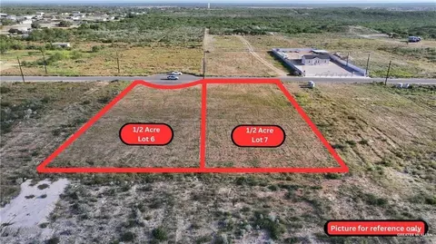 116 El Mesquite Ln, Rio Grande City, TX 78582