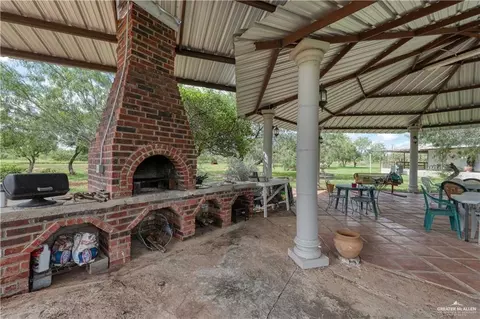 Exterior - 220 Delmita Rd, Delmita, TX 78536 photo 1 of 6