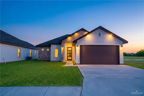 1704 Foxtail St, Donna, TX 78537