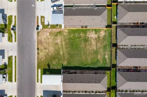 3307 Wolf Creek Ave, Edinburg, TX 78541