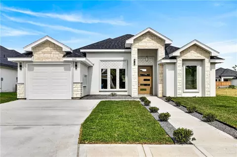 1040 Lola Ave, Alamo, TX 78516