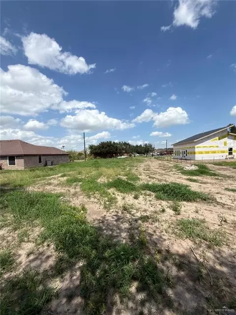 706 Lyons St, Progreso, TX 78579 photo 3